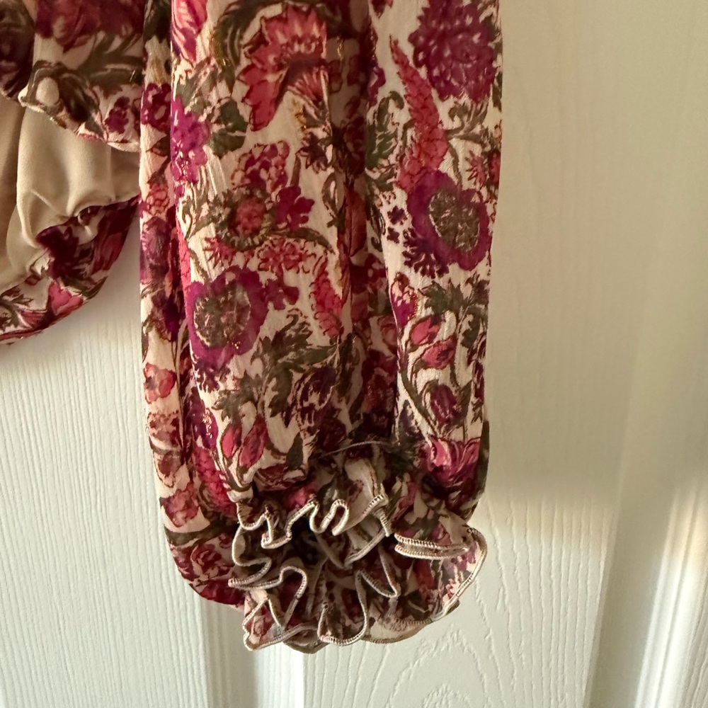 Express Women's Pink and Red Floral Blouse - Picture 3 of 3